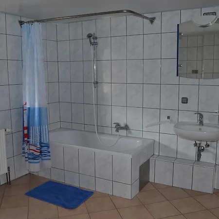 Ferienwohnung Am Neuberg Westhofen Room photo